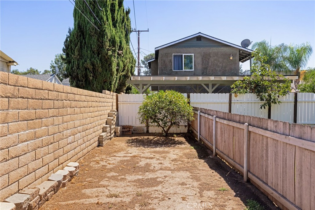 123 Orange Grove Avenue