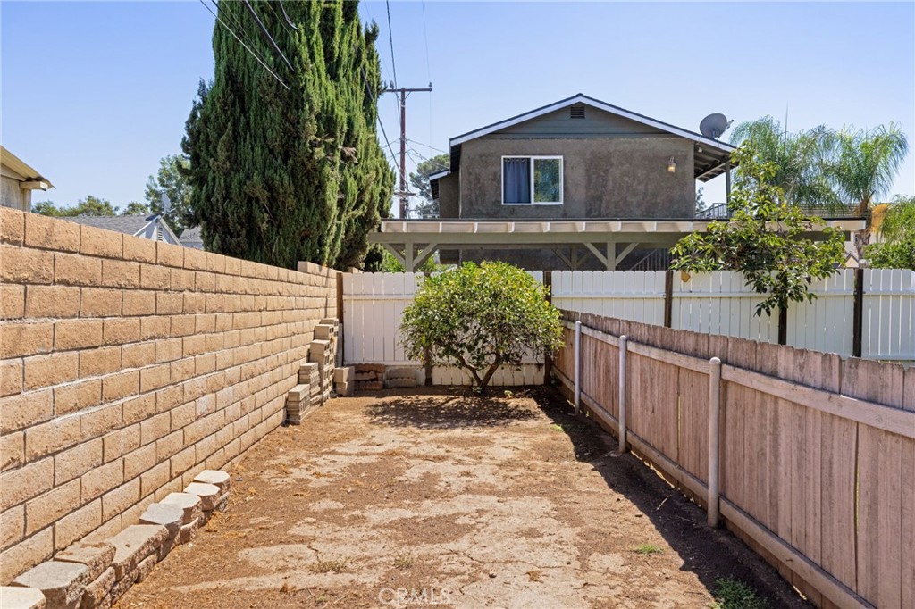 123 Orange Grove Avenue