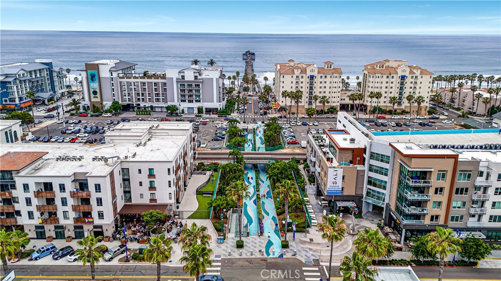 700 S The Strand 202