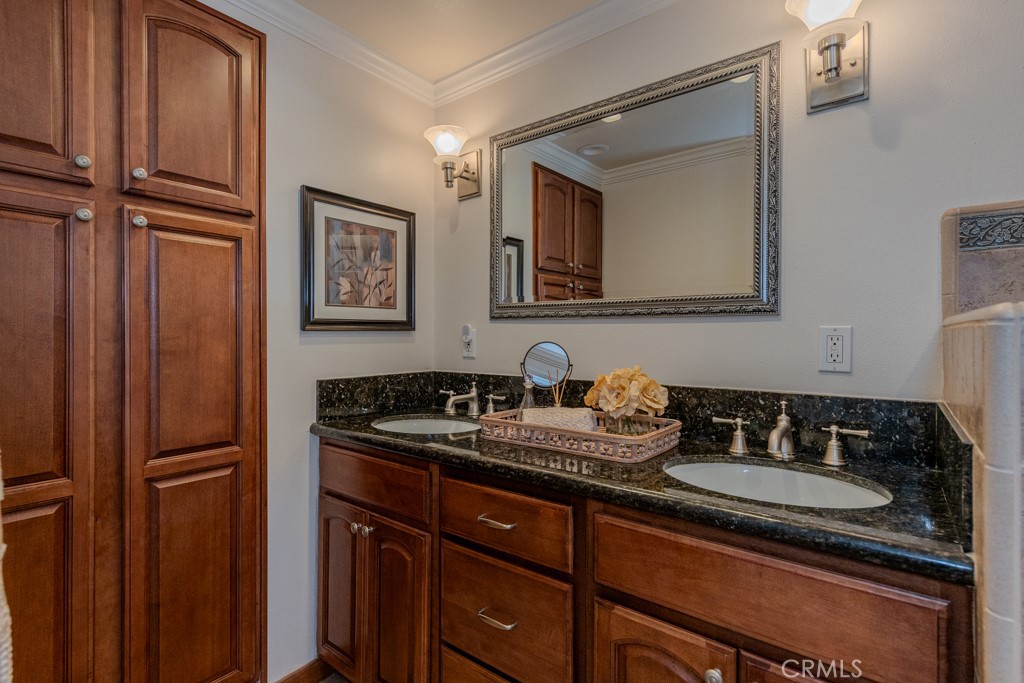 1448 W Domingo Road