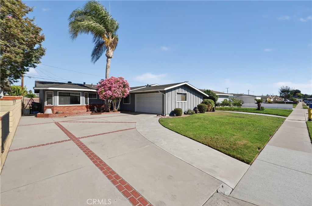 13592 Yosemite Drive