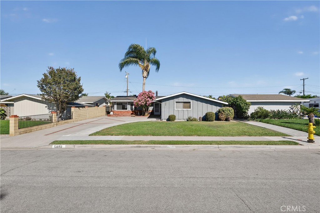 13592 Yosemite Drive