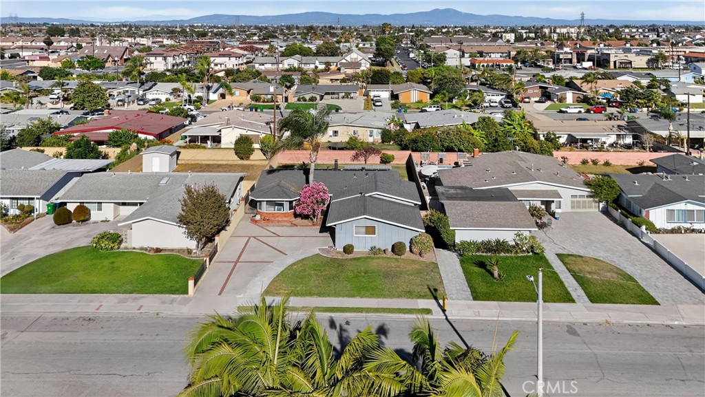 13592 Yosemite Drive