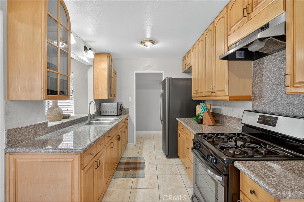 13592 Yosemite Drive