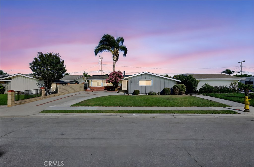 13592 Yosemite Drive