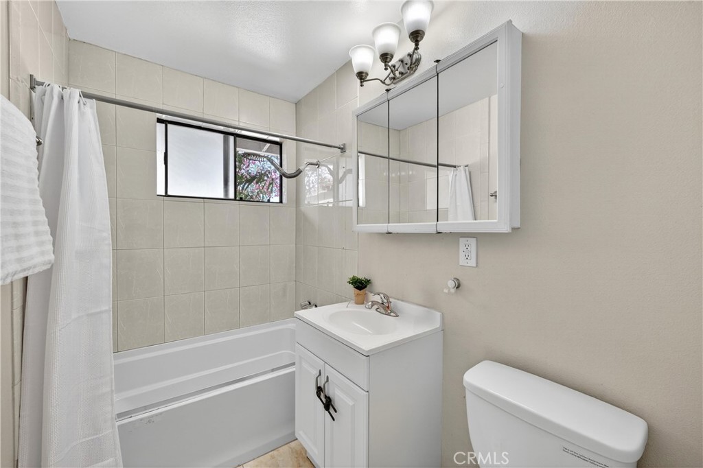 13592 Yosemite Drive