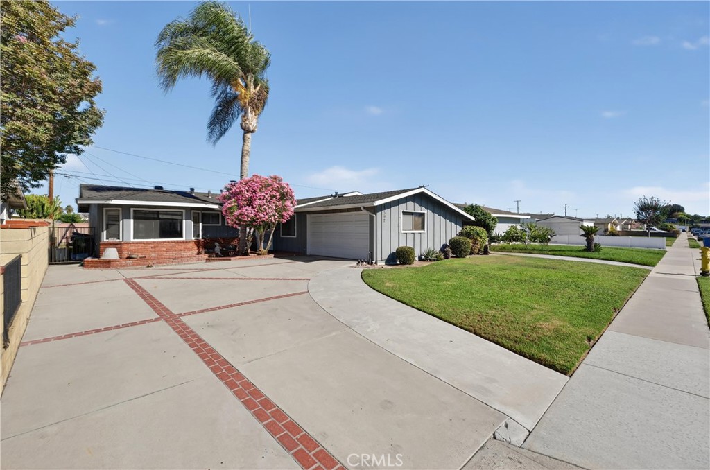 13592 Yosemite Drive
