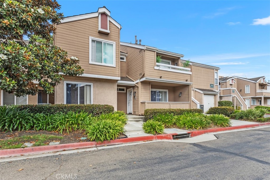 10393 E Briar Oaks Drive D