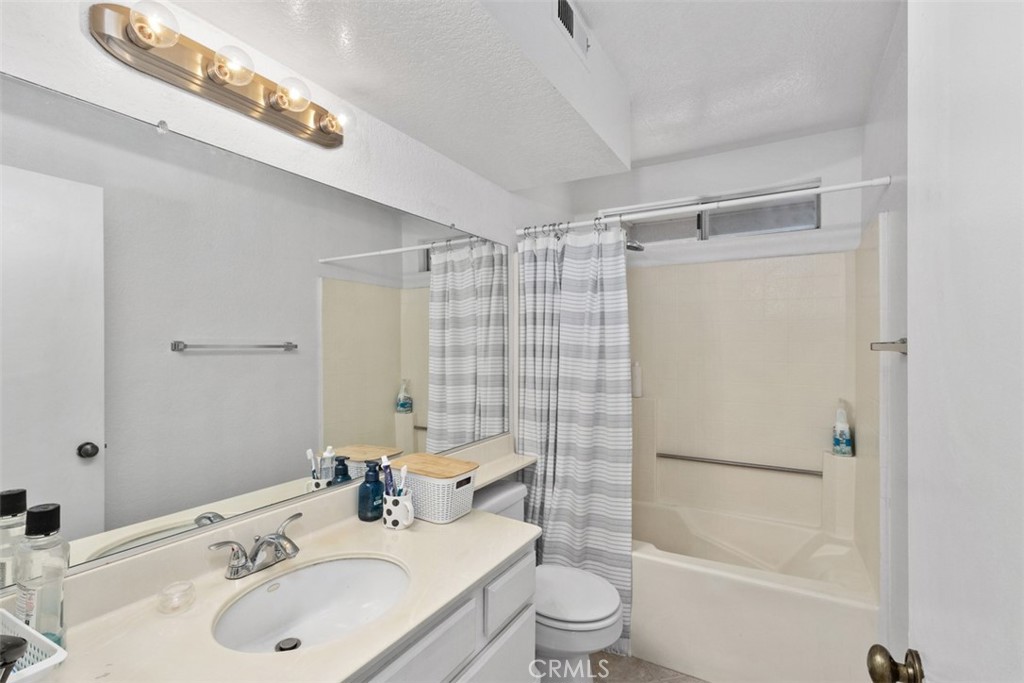 10393 E Briar Oaks Drive D