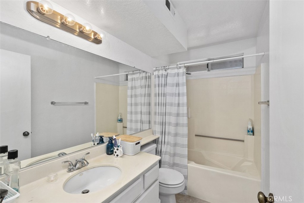 10393 E Briar Oaks Drive D