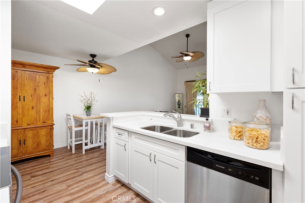 4260 Via Arbolada 304