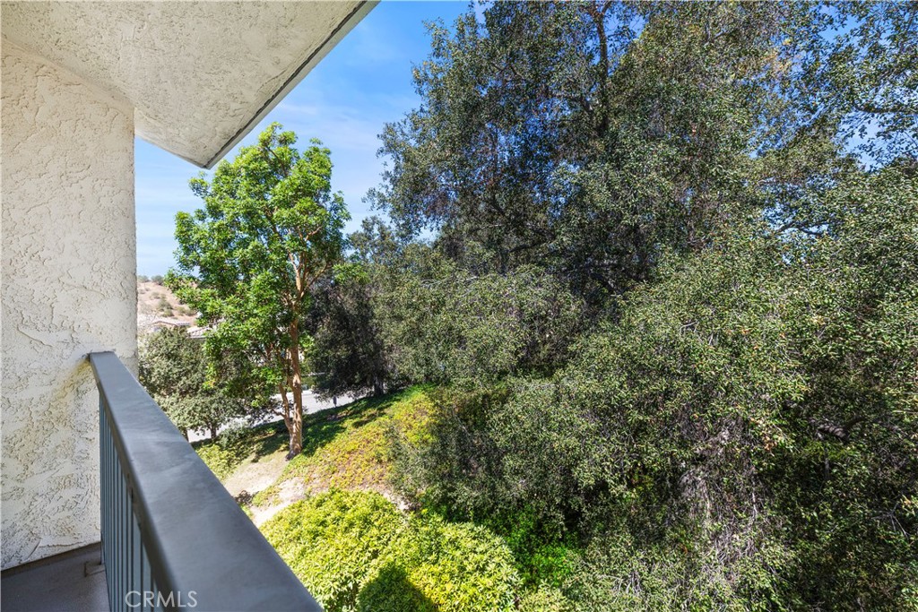 4260 Via Arbolada 304