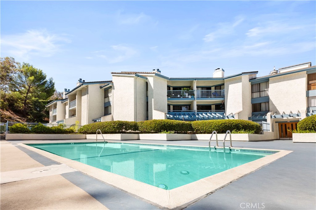 4260 Via Arbolada 304