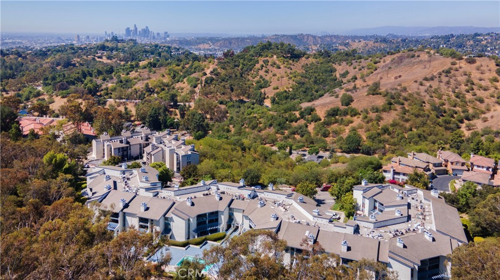 4260 Via Arbolada 304