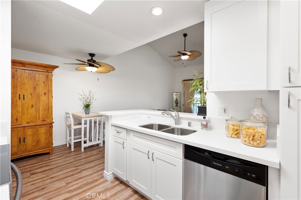 4260 Via Arbolada 304