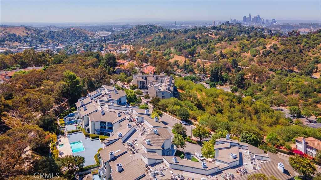 4260 Via Arbolada 304