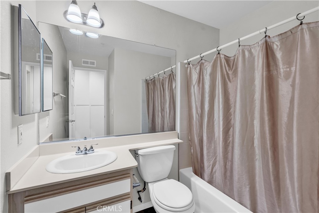 6631 Laurelton Lane 203