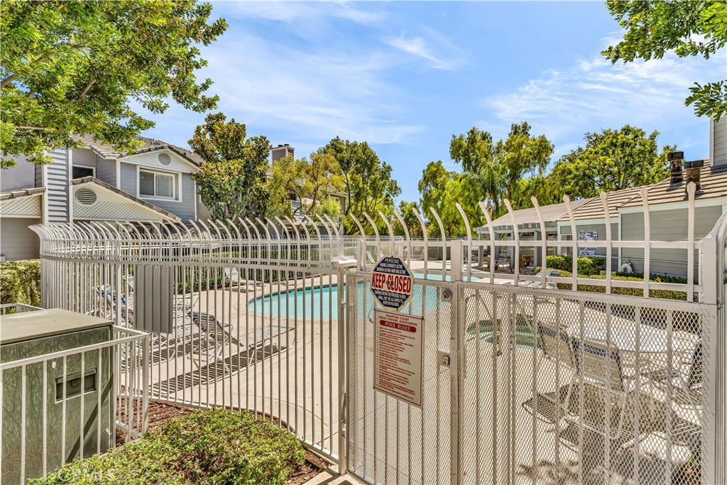 6631 Laurelton Lane 203