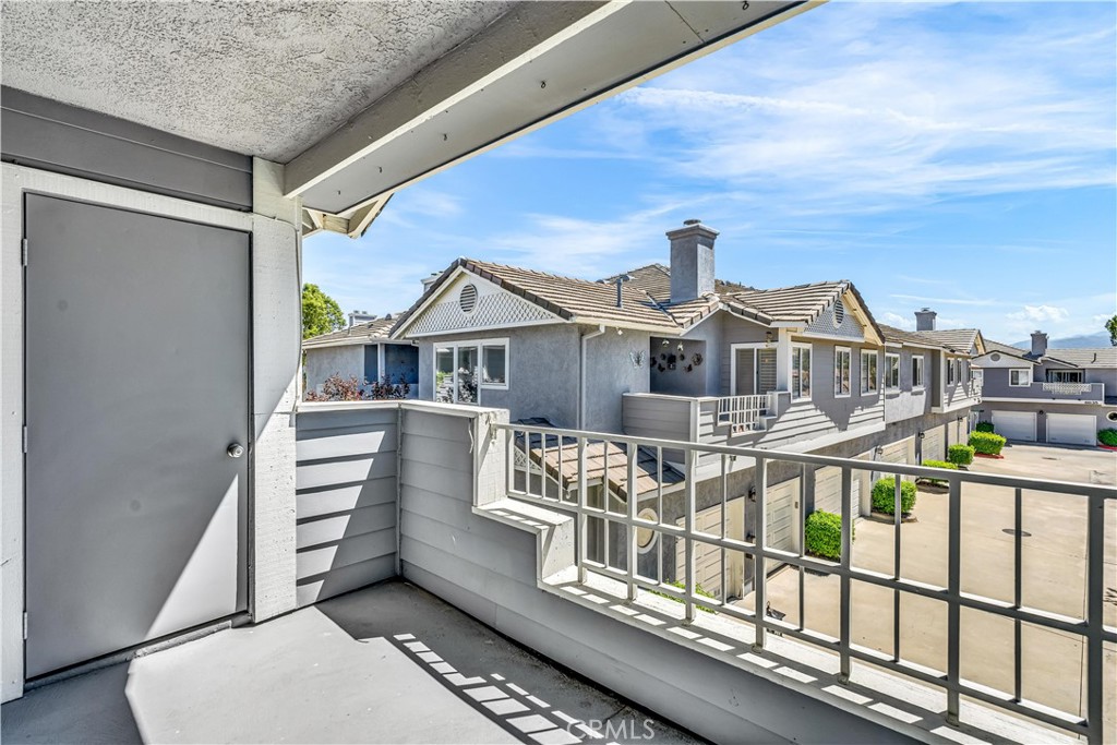 6631 Laurelton Lane 203