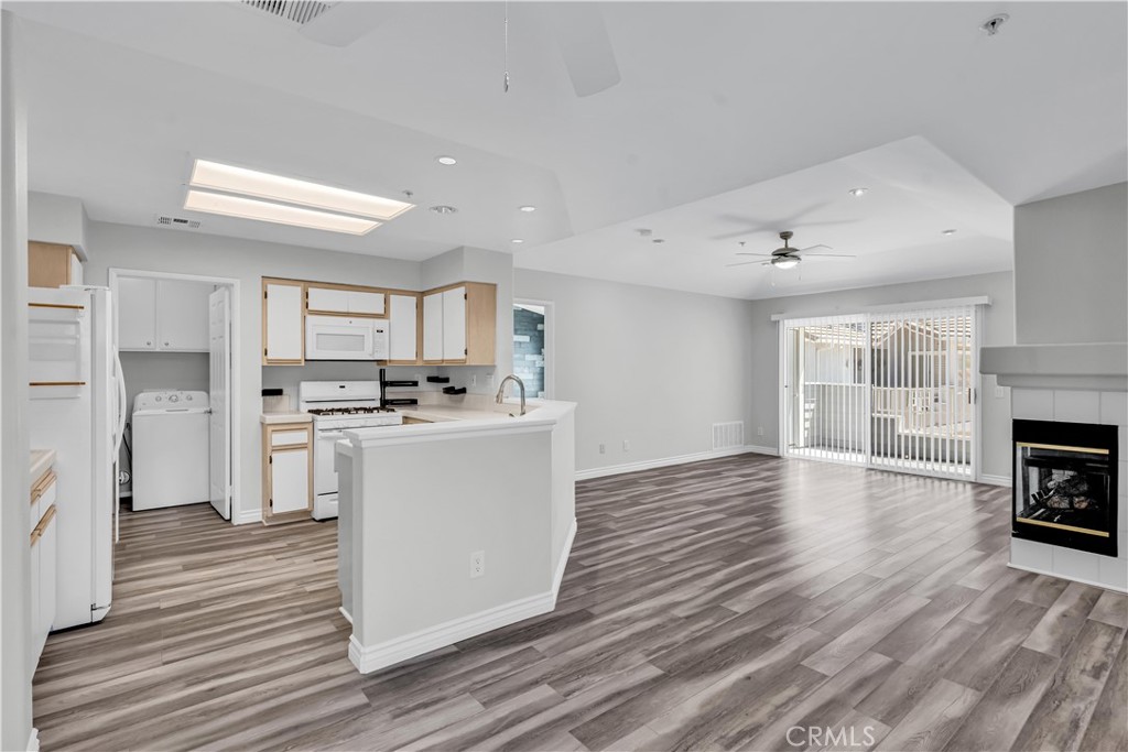 6631 Laurelton Lane 203