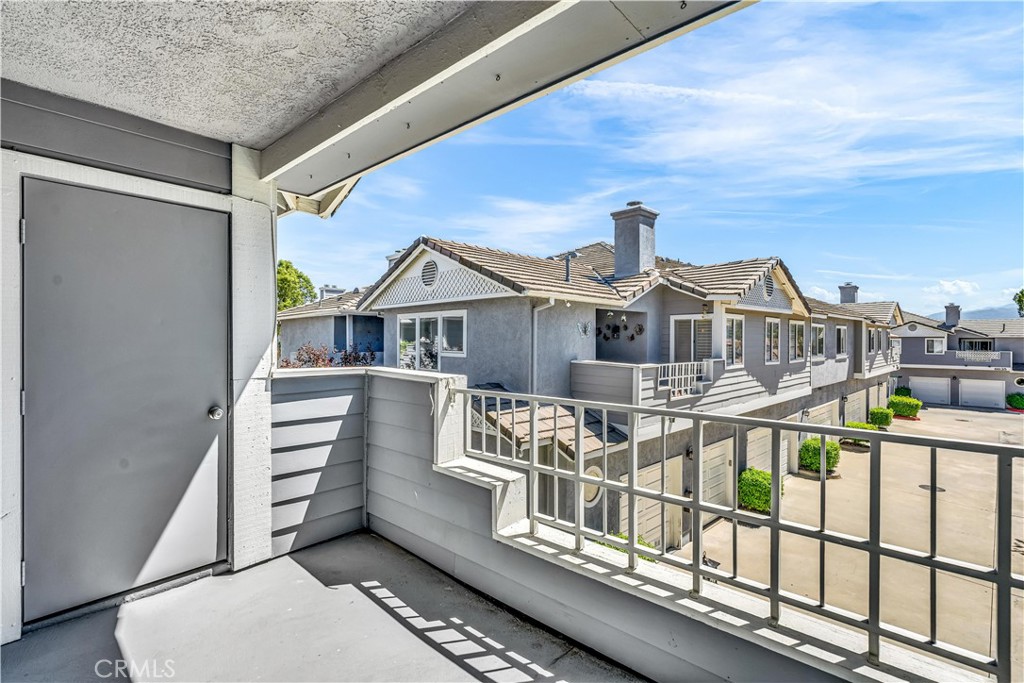 6631 Laurelton Lane 203