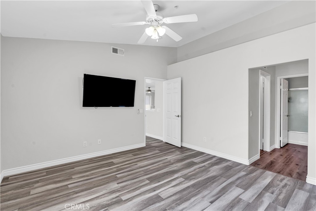 6631 Laurelton Lane 203