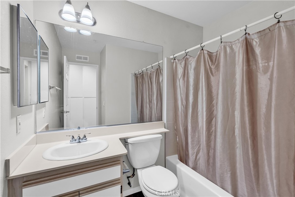 6631 Laurelton Lane 203