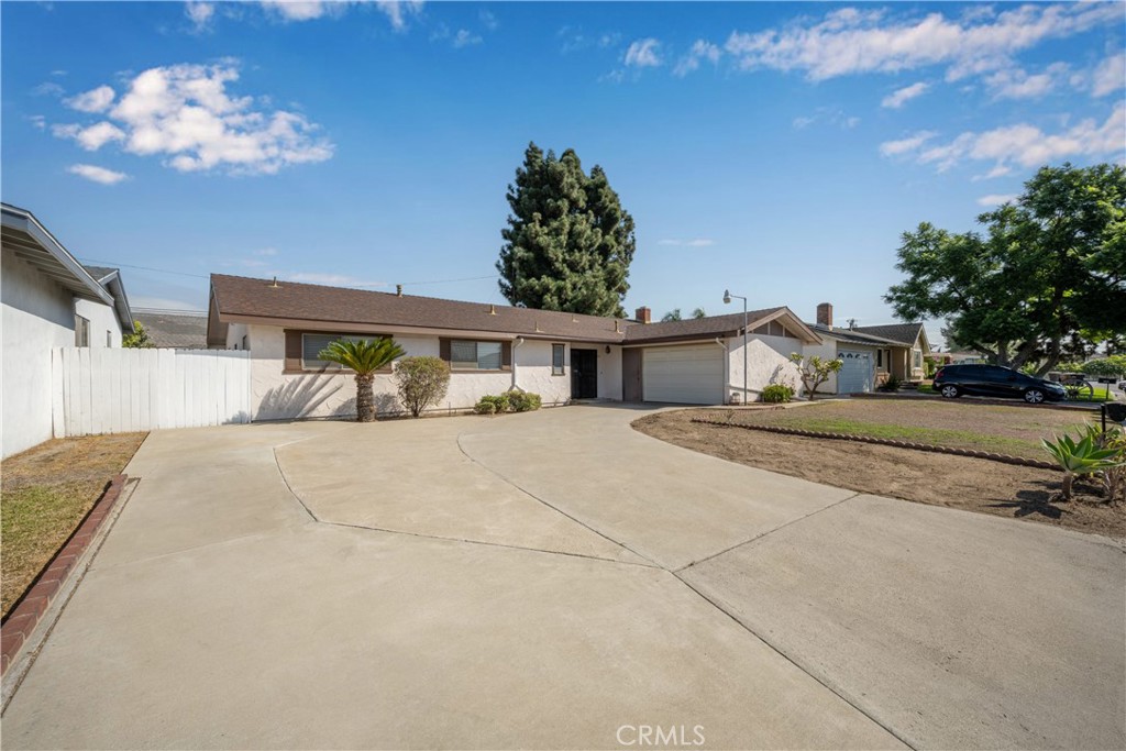 8561 Enault Lane