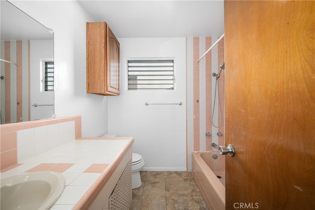 8561 Enault Lane