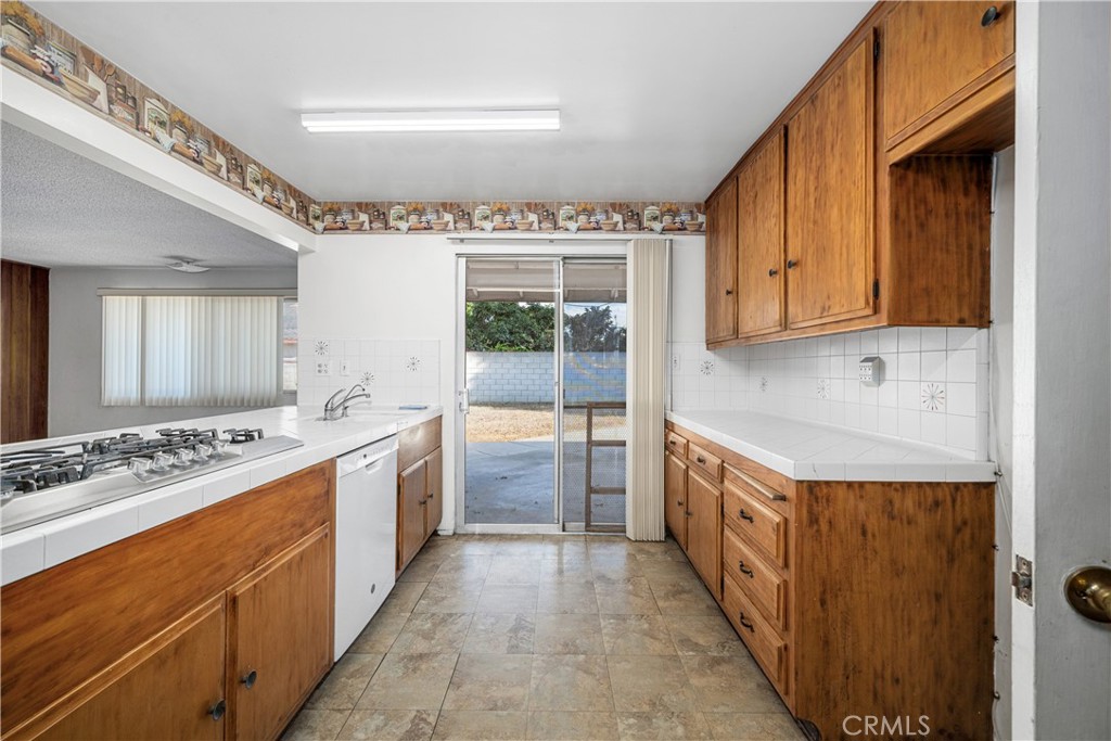 8561 Enault Lane