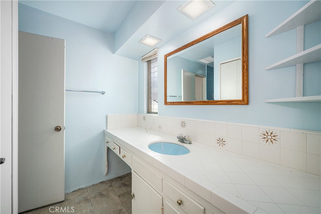 8561 Enault Lane