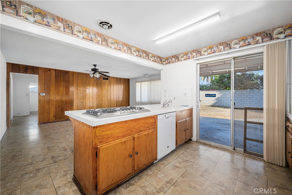 8561 Enault Lane
