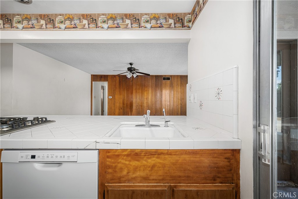 8561 Enault Lane
