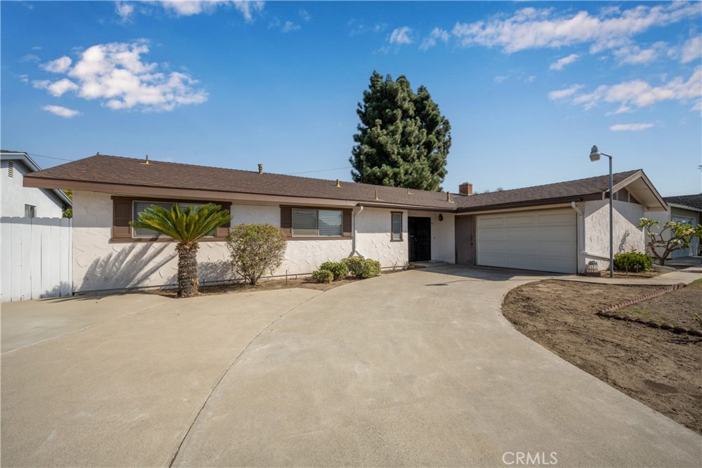 8561 Enault Lane
