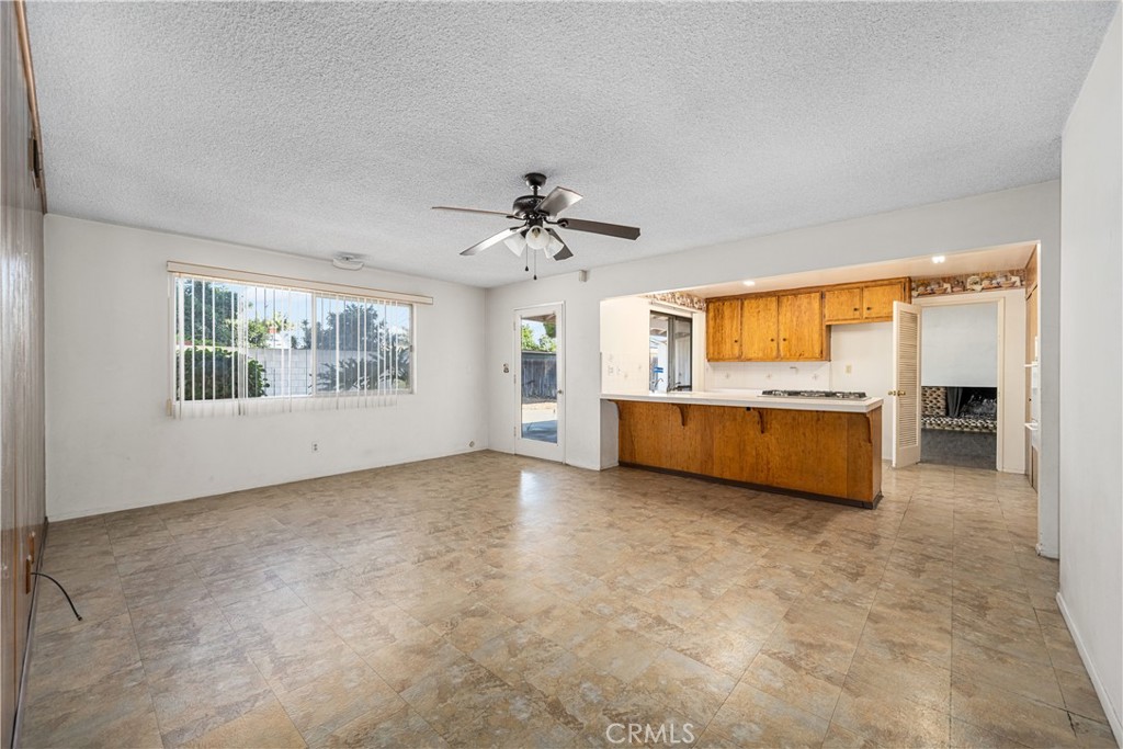 8561 Enault Lane