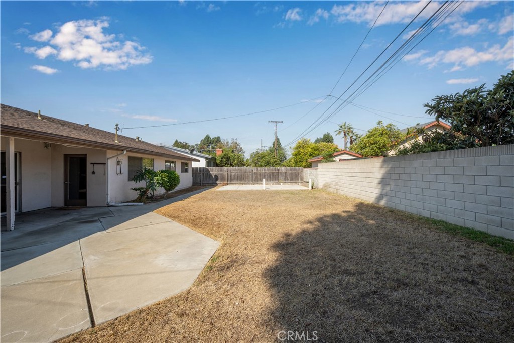8561 Enault Lane