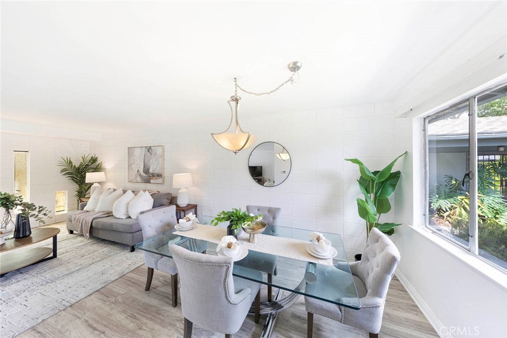 1830 E 19th Street 3