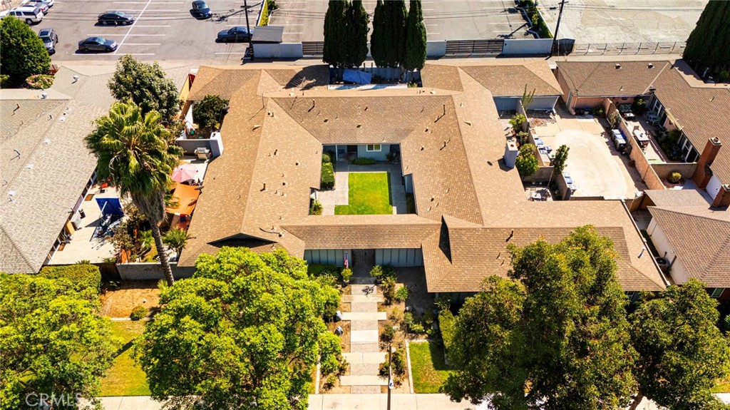 1830 E 19th Street 3