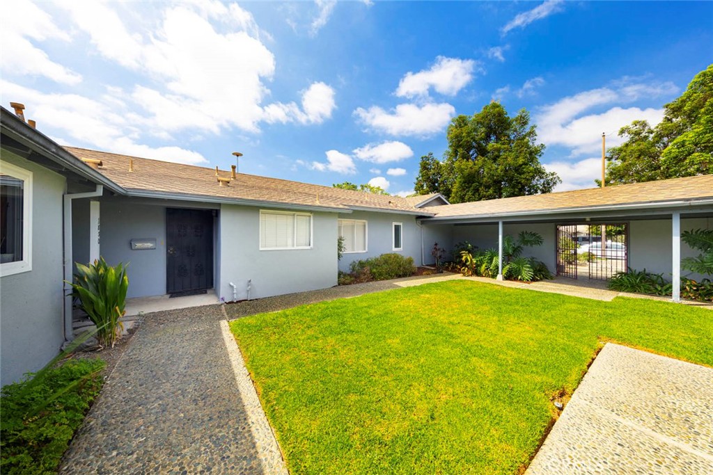 1830 E 19th Street 3