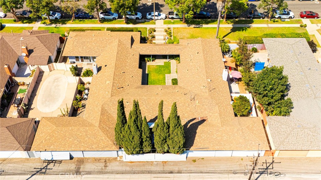 1830 E 19th Street 3