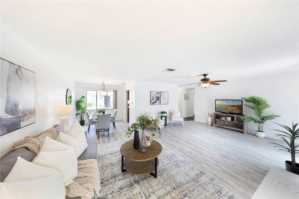 1830 E 19th Street 3