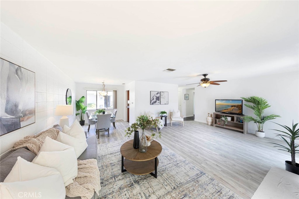 1830 E 19th Street 3