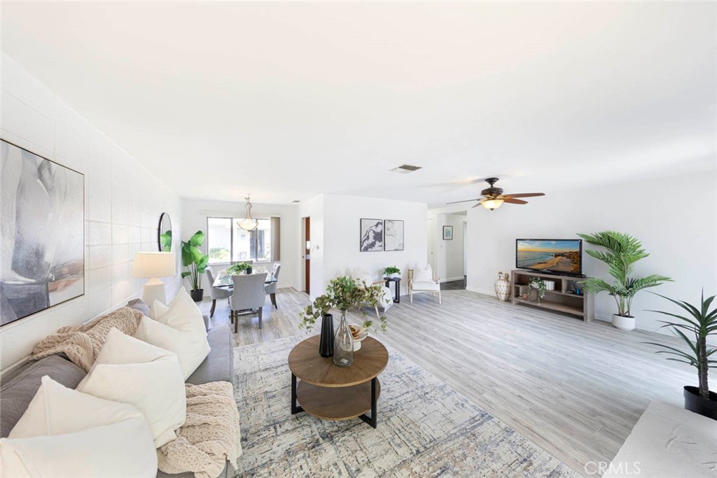 1830 E 19th Street 3