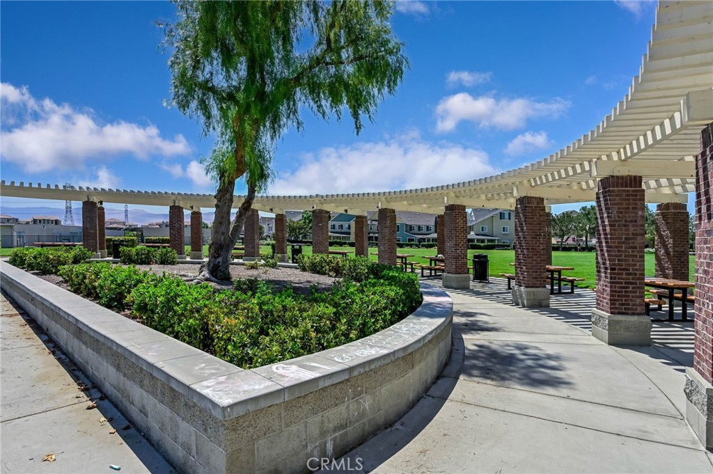 15866 FOUNTAIN Lane