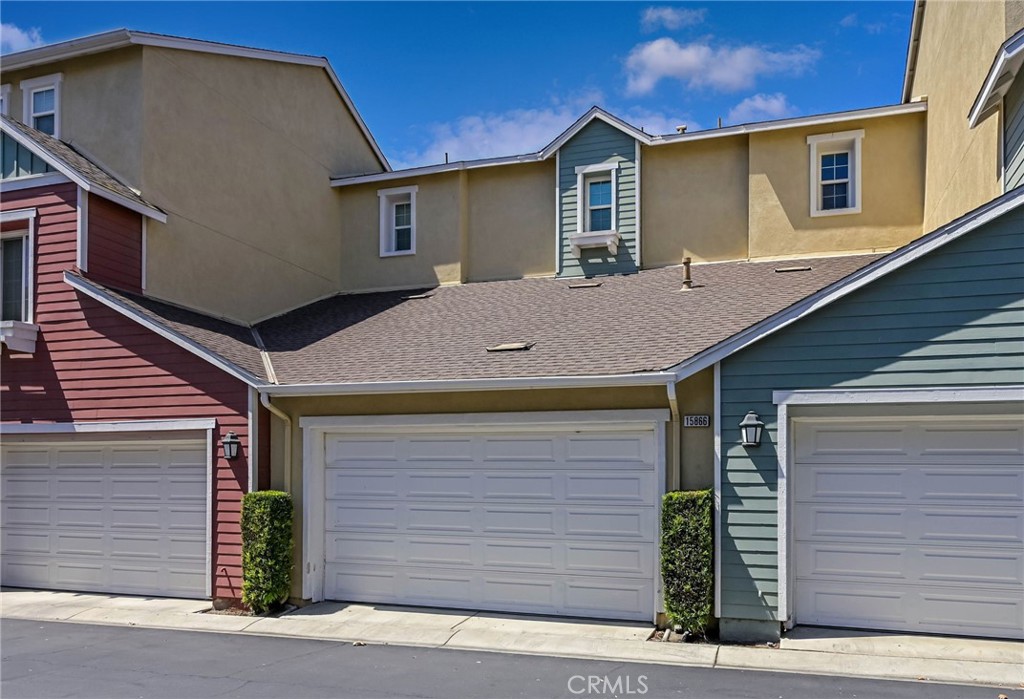 15866 FOUNTAIN Lane