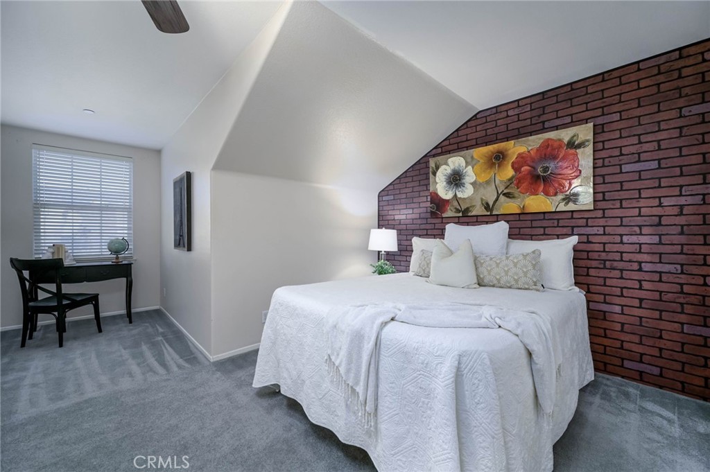 15866 FOUNTAIN Lane