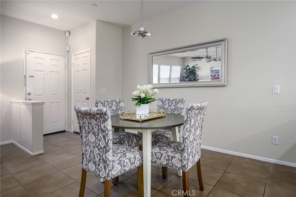 15866 FOUNTAIN Lane