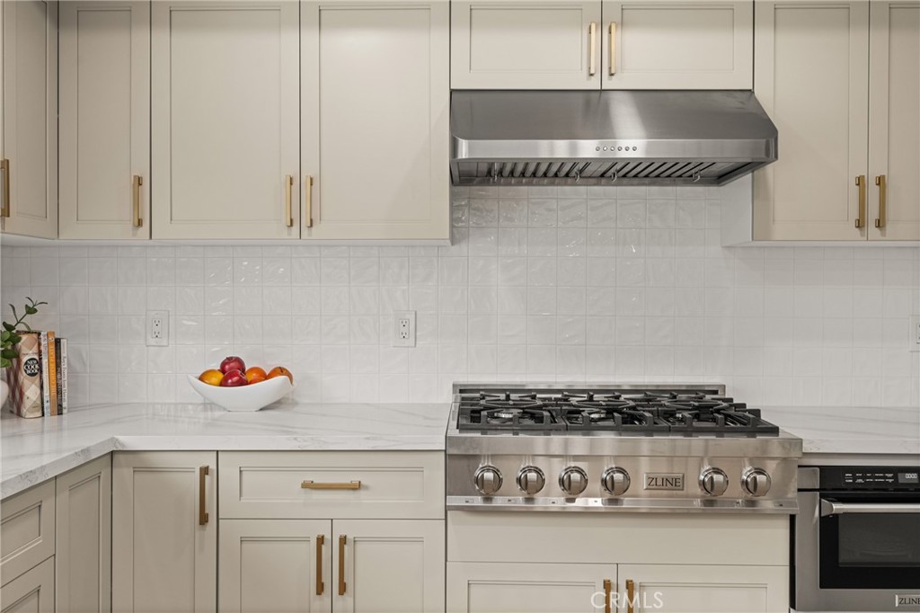 149 N Bluegrass Street