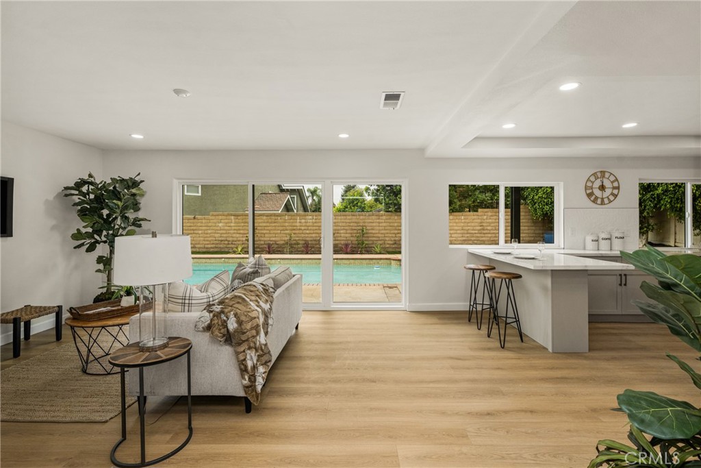 149 N Bluegrass Street