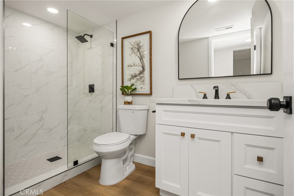 149 N Bluegrass Street